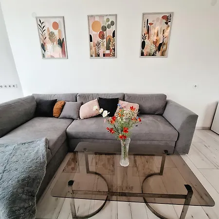 Apartman Duna Panorama -two-bedroom With Terrace
