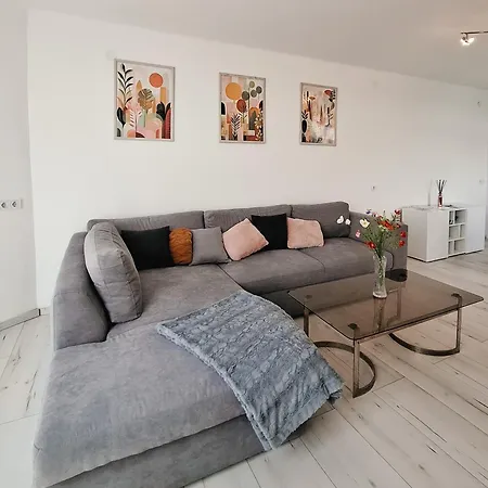 Apartman Duna Panorama -two-bedroom With Terrace *