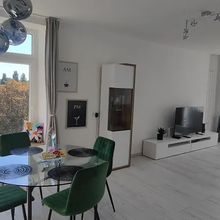 Apartman Duna Panorama -two-bedroom With Terrace