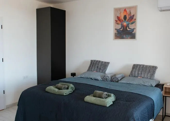 Duna Panorama -two-bedroom With Terrace